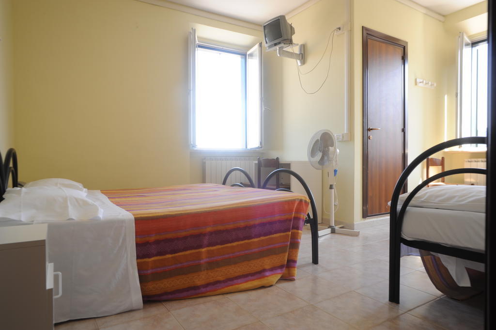 Albergo Gino Ancona Kamer foto